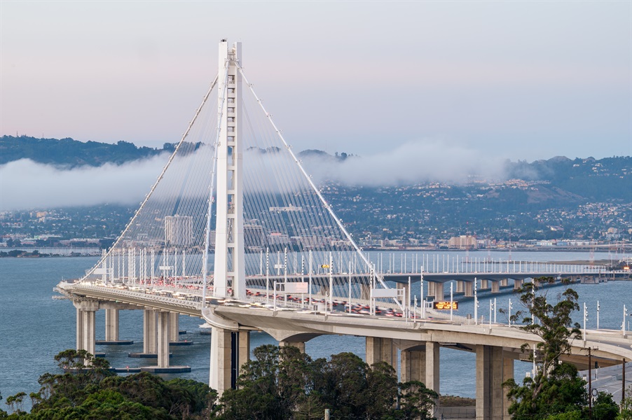 Pros and Cons of Bridge Loans: How They Work in Real Estate