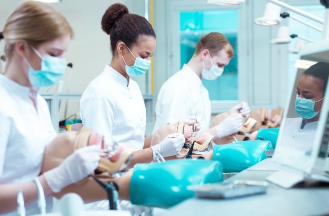 COVID-19 and Dentistry