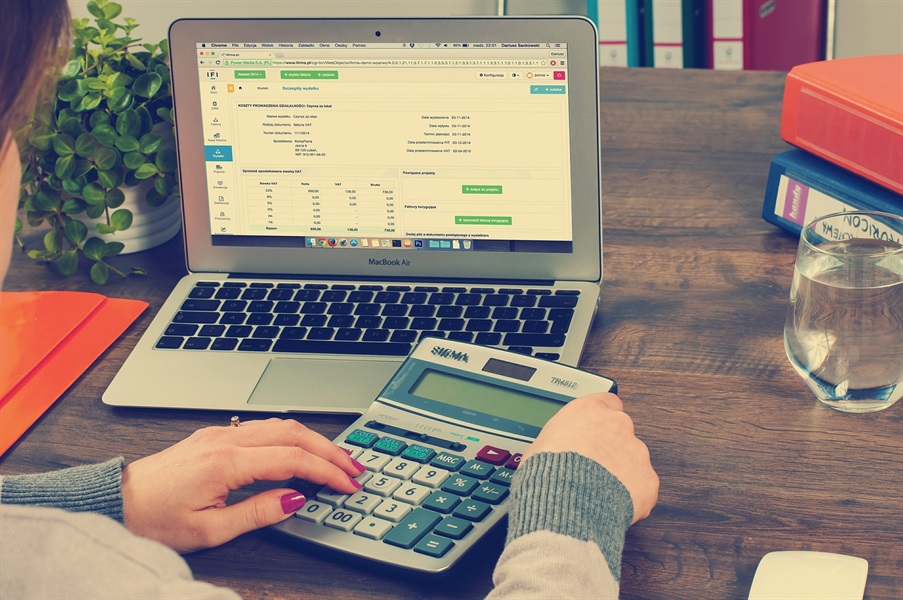 Accountants vs. Bookkeepers
