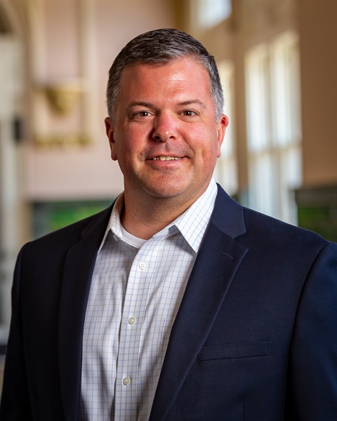 Navigating Higher Interest Rates: Buying Equipment for Your Dental Practice