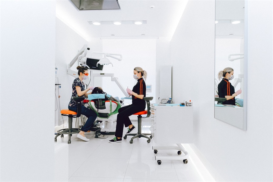 The Growing Demand for High-Tech Dental Care in Chicago