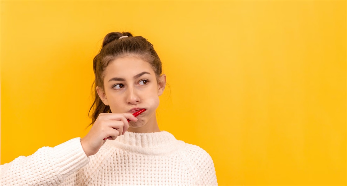 From Brush to Floss: Mastering the Art of Daily Dental Care